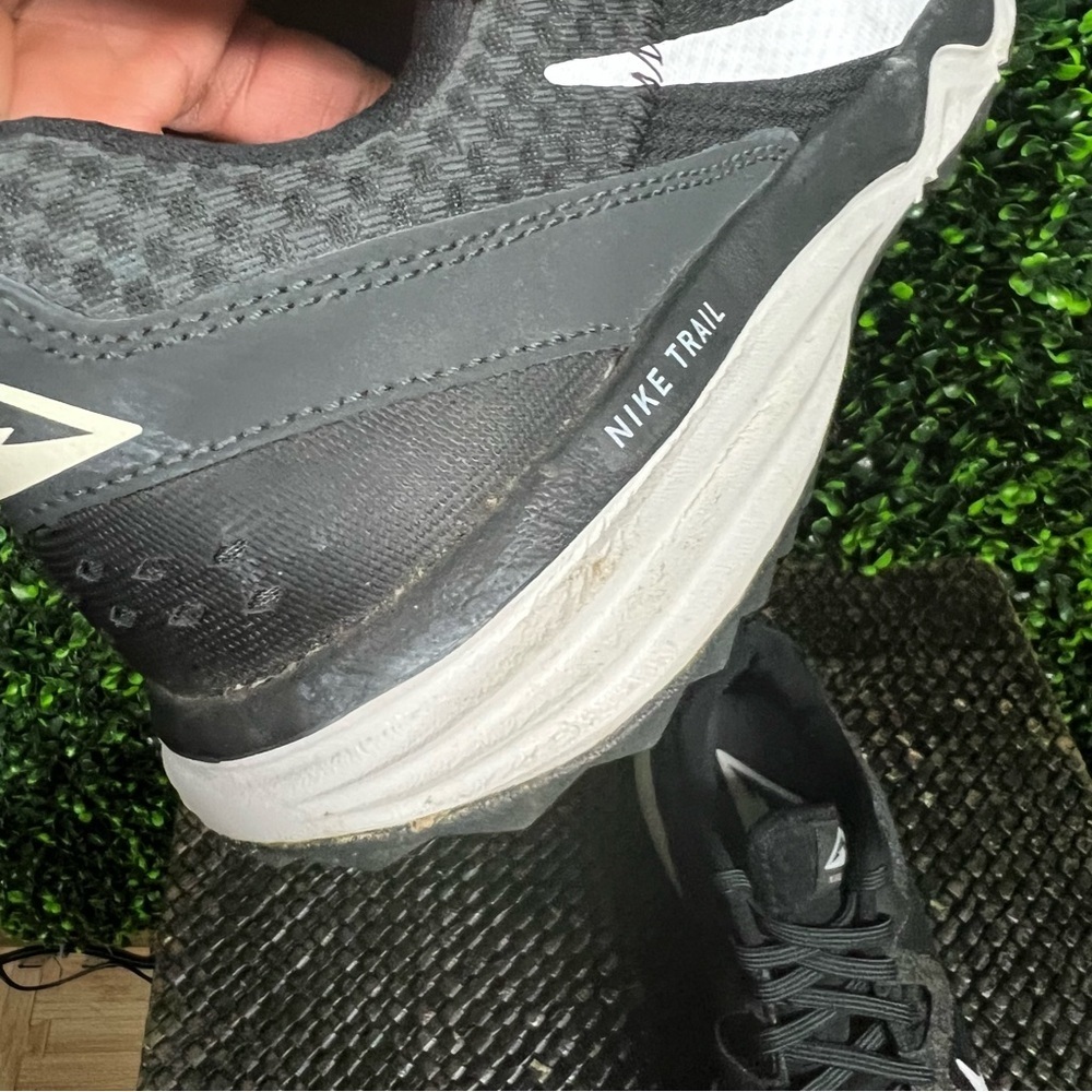 NIKE | Juniper Trail Sneakers - Picture 10 of 14